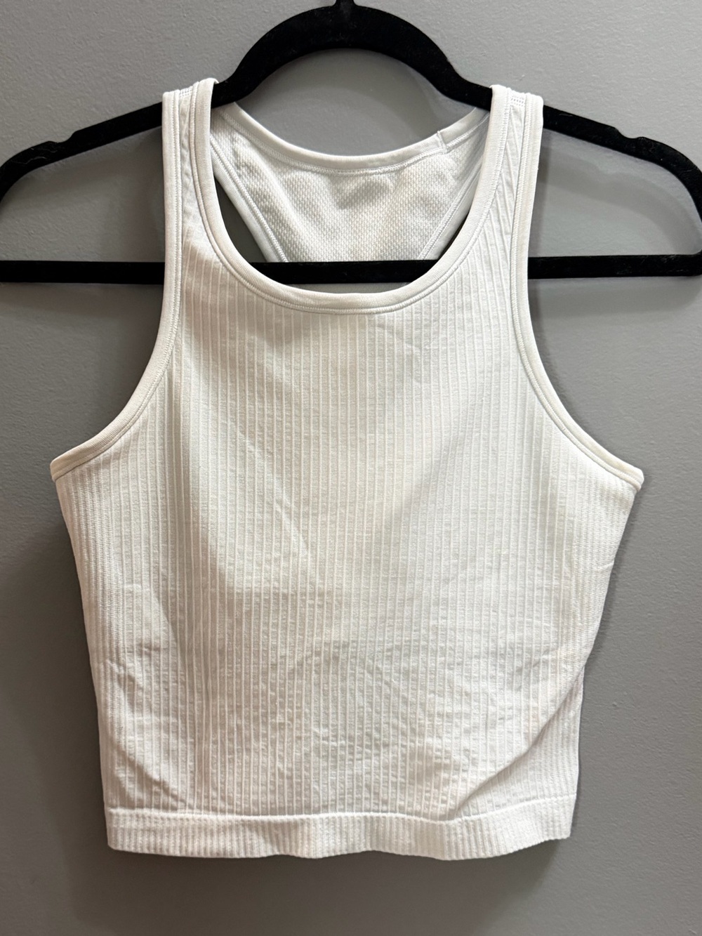 lululemon athletica White Racerback Crop Tank - Picture 4 of 7